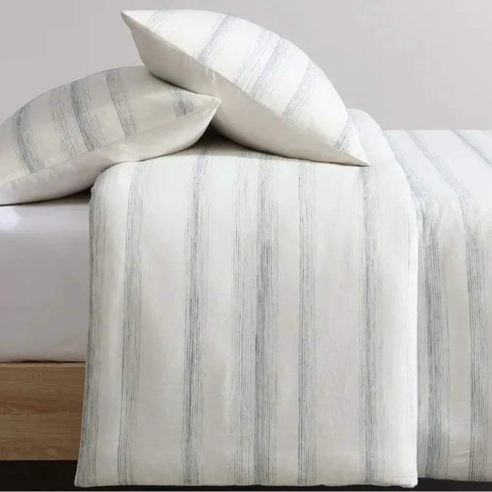 Calvin Klein Strie Stripe Cotton Off-White Duvet Cover Set Queen